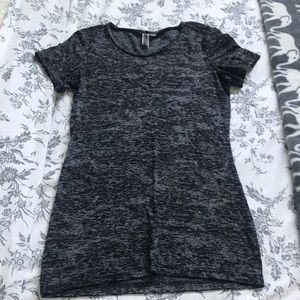 Black and shimmer fitted stretchy T-shirt